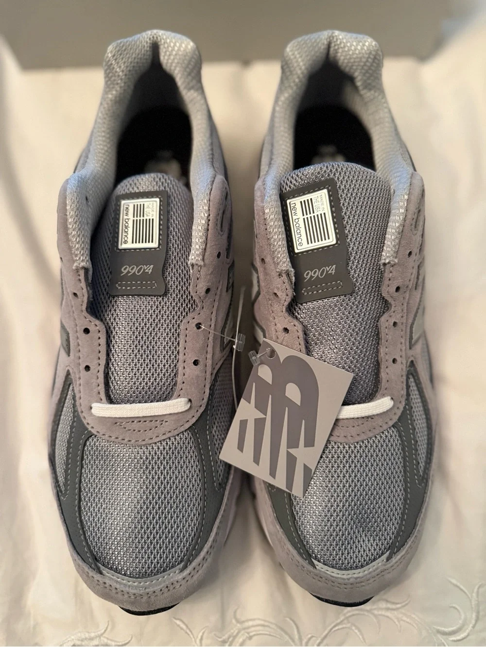NWT New Balance Men’s Sneakers 990v4 Light Gray - Size 10.5 D New in Box